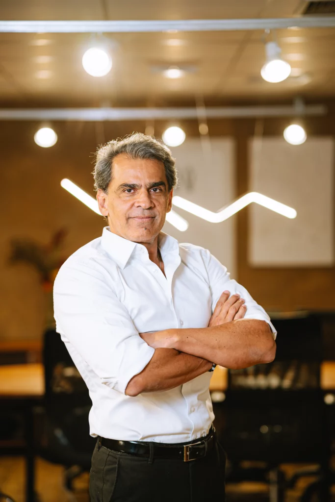 Víctor Martínez